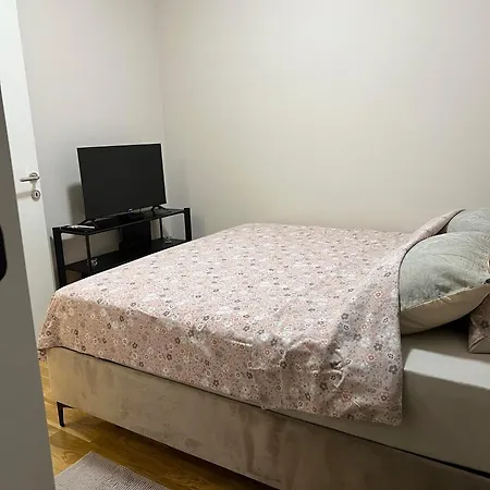 Apartment Mari Mari *